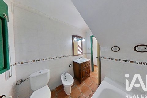 Talo myytävänä Vinaros, Castellon, Espanja, 3 makuuhuonetta, 94 m2 No. 152577 - kuva 15