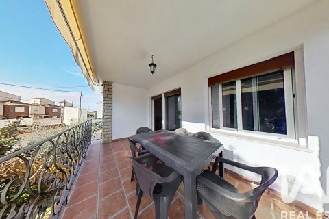 Talo myytävänä Vinaros, Castellon, Espanja, 3 makuuhuonetta, 94 m2 No. 152577 - kuva 7