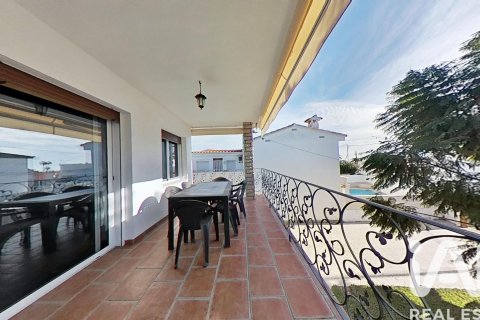 Talo myytävänä Vinaros, Castellon, Espanja, 3 makuuhuonetta, 94 m2 No. 152577 - kuva 5