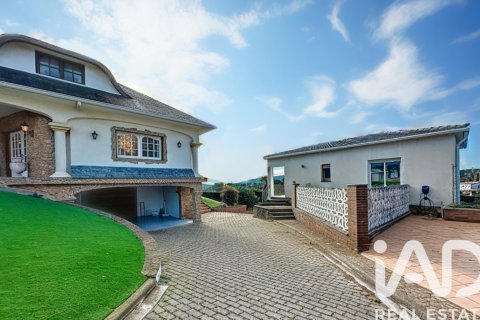 Dom w La Torre de Claramunt, Barcelona, Hiszpania 5 sypialni, 510 mkw. nr 152573 – zdjęcie 5