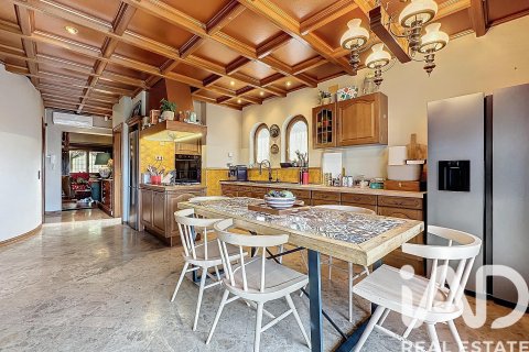 Dom w La Torre de Claramunt, Barcelona, Hiszpania 5 sypialni, 510 mkw. nr 152573 – zdjęcie 9