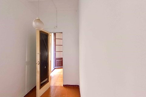 Apartamento en venta en Barcelona, España 5 dormitorios, 50 m2 No. 167180 - foto 23