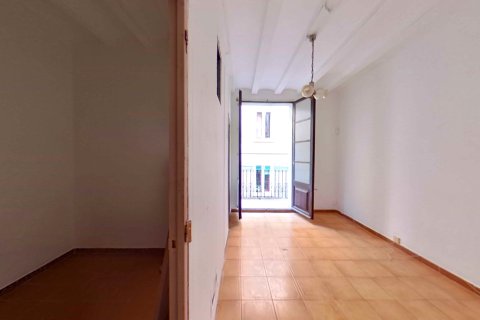 Apartamento en venta en Barcelona, España 5 dormitorios, 50 m2 No. 167180 - foto 8