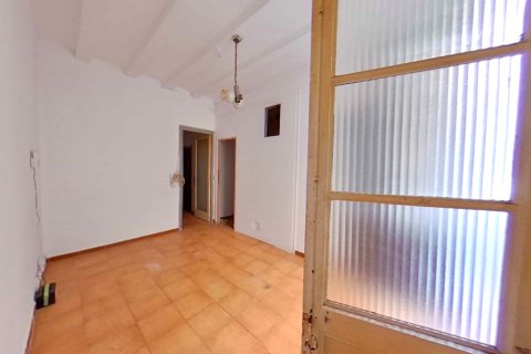 Apartamento en venta en Barcelona, España 5 dormitorios, 50 m2 No. 167180 - foto 5