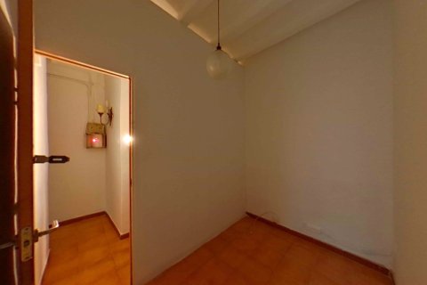 Apartamento en venta en Barcelona, España 5 dormitorios, 50 m2 No. 167180 - foto 10