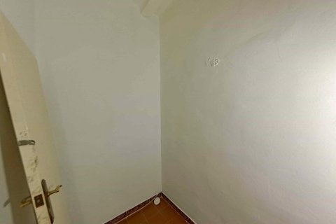 Apartamento en venta en Barcelona, España 5 dormitorios, 50 m2 No. 167180 - foto 28