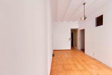 Apartamento en venta en Barcelona, España 5 dormitorios, 50 m2 No. 167180 - foto 6