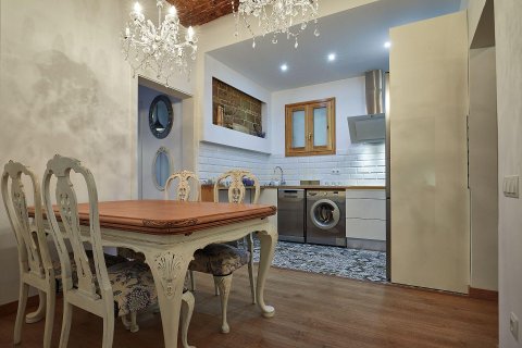Продажа квартиры в Барселона, Испания 2 спальни, 116м2 №167181 - фото 12