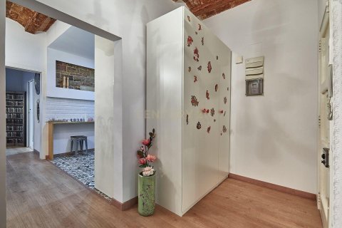 Продажа квартиры в Барселона, Испания 2 спальни, 116м2 №167181 - фото 14
