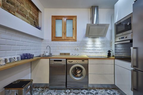 Продажа квартиры в Барселона, Испания 2 спальни, 116м2 №167181 - фото 8