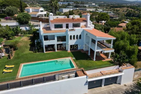 House for sale in Arenys de Mar, Barcelona, Spain 5 bedrooms, 1216 sq.m. No. 167177 - photo 8