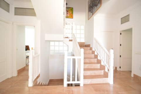 Villa zum Verkauf Torrevieja, Alicante, Spanien 4 Schlafzimmer, 520 m2 Nr. 135663 - Foto 3