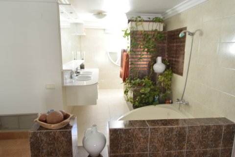 Villa zum Verkauf Torrevieja, Alicante, Spanien 4 Schlafzimmer, 520 m2 Nr. 135663 - Foto 27