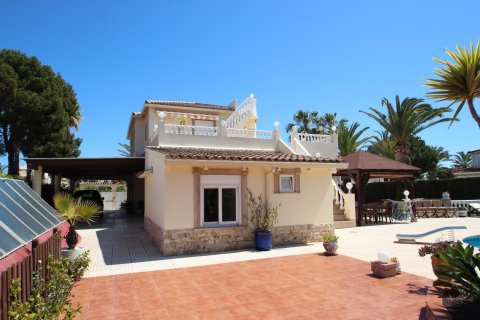 Villa in vendita a Punta Prima, Alicante, Spagna 4 camere da letto, 250 mq. N° 135661 - foto 27