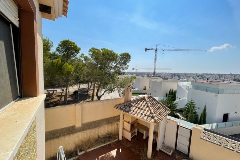 Villa à vendre à Villamartin, Alicante, Espagne, 4 chambres, 134 m2 No. 135657 - photo 5