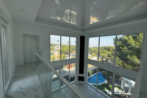 Huvila myytävänä Los Altos, Alicante, Espanja, 5 makuuhuonetta, 165 m2 No. 135660 - kuva 15