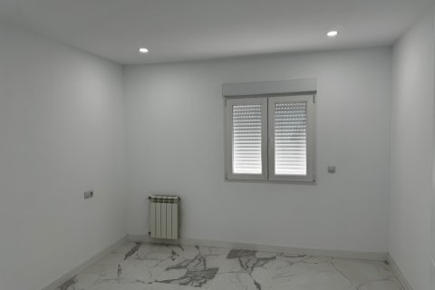 Huvila myytävänä Los Altos, Alicante, Espanja, 5 makuuhuonetta, 165 m2 No. 135660 - kuva 7