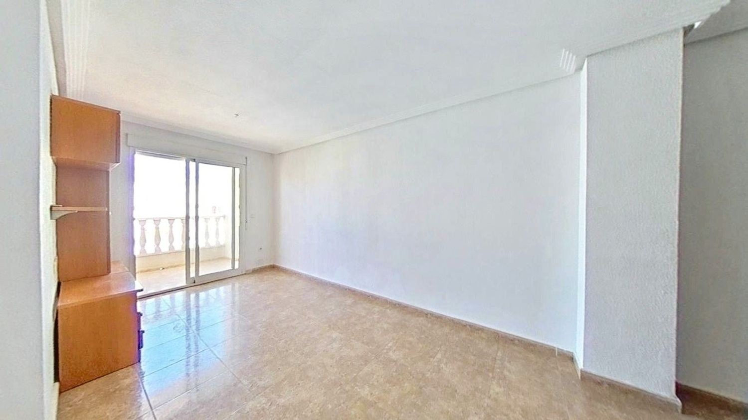 Commercial property in Torrevieja, Alicante, Spain 1 bedroom, 49 sq.m. No. 183408