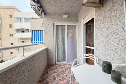 Lägenhet till salu i Torrevieja, Alicante, Spanien 2 sovrum, 69 kvm. Nr. 196649 - foto 26