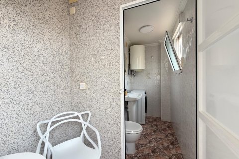 Lägenhet till salu i Torrevieja, Alicante, Spanien 2 sovrum, 69 kvm. Nr. 196649 - foto 20