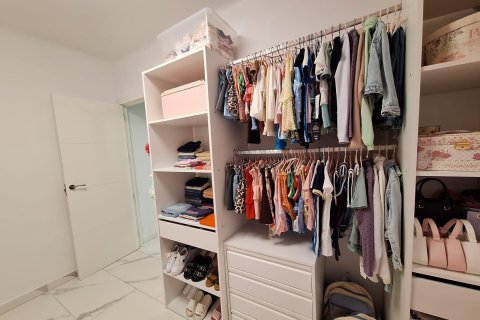 Apartment for sale in Alicante, Spain 2 bedrooms, 65 sq.m. No. 196651 - photo 21