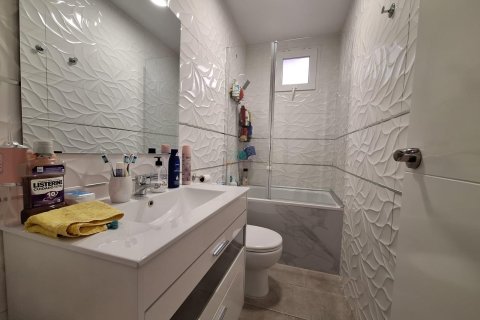 Apartment for sale in Alicante, Spain 2 bedrooms, 65 sq.m. No. 196651 - photo 11