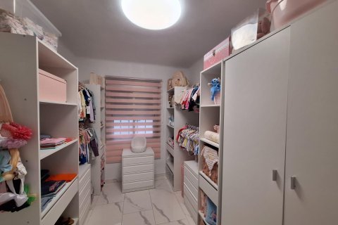 Apartment for sale in Alicante, Spain 2 bedrooms, 65 sq.m. No. 196651 - photo 30
