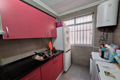 Apartment for sale in Alicante, Spain 2 bedrooms, 65 sq.m. No. 196651 - photo 3