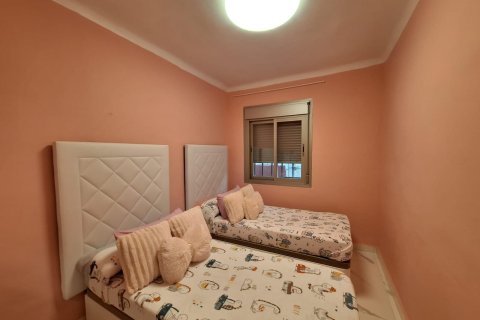 Apartment for sale in Alicante, Spain 2 bedrooms, 65 sq.m. No. 196651 - photo 18
