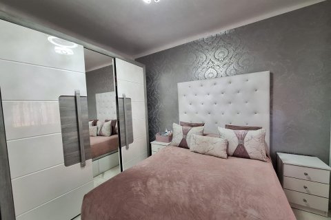 Apartment for sale in Alicante, Spain 2 bedrooms, 65 sq.m. No. 196651 - photo 22