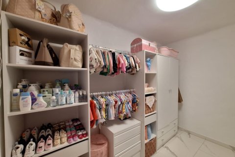 Apartment for sale in Alicante, Spain 2 bedrooms, 65 sq.m. No. 196651 - photo 27