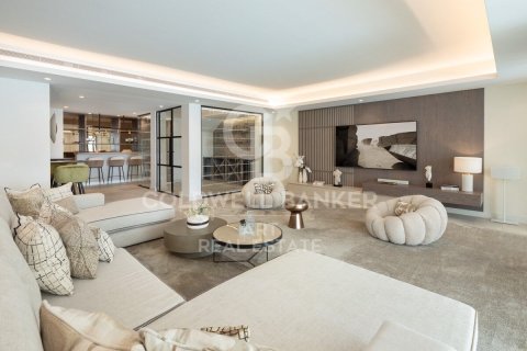 House for sale in Benahavis, Malaga, Spain 5 bedrooms, 1372 sq.m. No. 158486 - photo 18