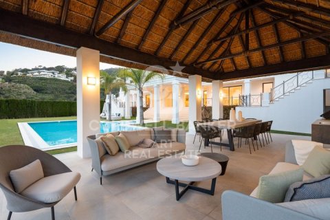 House for sale in Benahavis, Malaga, Spain 5 bedrooms, 1372 sq.m. No. 158486 - photo 4