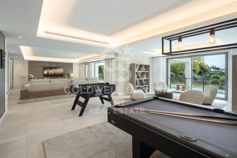 House for sale in Benahavis, Malaga, Spain 5 bedrooms, 1372 sq.m. No. 158486 - photo 17