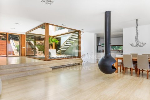 House for sale in Begur, Girona, Spain 5 bedrooms, 597 sq.m. No. 158490 - photo 9