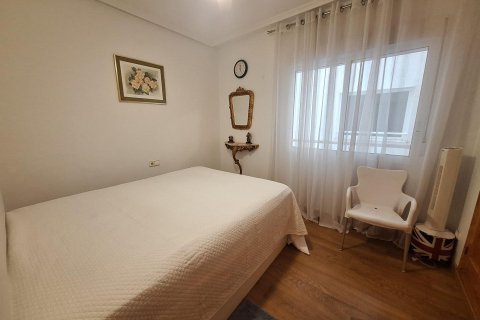 Apartment à louer à Torrevieja, Alicante, Espagne, 102 m2 No. 165944 - photo 3