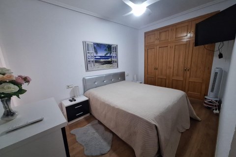 Apartment à louer à Torrevieja, Alicante, Espagne, 102 m2 No. 165944 - photo 5