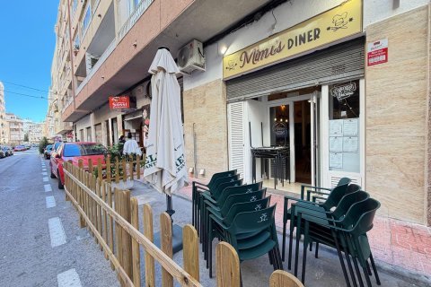 Commercial property for sale in Torrevieja, Alicante, Spain 57 sq.m. No. 165947 - photo 3