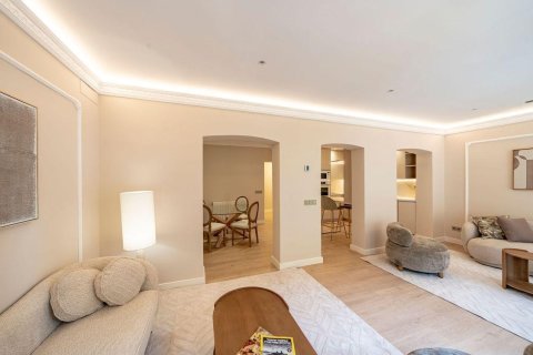 Dzīvoklis pārdošanā Madrid, Spānijā 2 istabas, 113 m2 Nr. 165945 - attēls 5