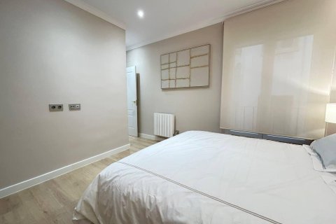 Dzīvoklis pārdošanā Madrid, Spānijā 2 istabas, 113 m2 Nr. 165945 - attēls 17