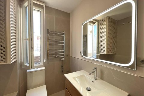 Dzīvoklis pārdošanā Madrid, Spānijā 2 istabas, 113 m2 Nr. 165945 - attēls 26