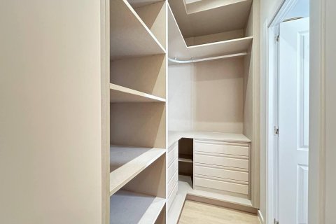 Dzīvoklis pārdošanā Madrid, Spānijā 2 istabas, 113 m2 Nr. 165945 - attēls 19