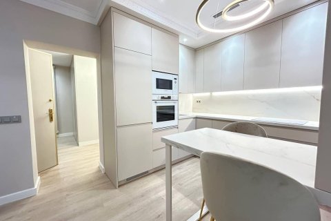 Dzīvoklis pārdošanā Madrid, Spānijā 2 istabas, 113 m2 Nr. 165945 - attēls 13