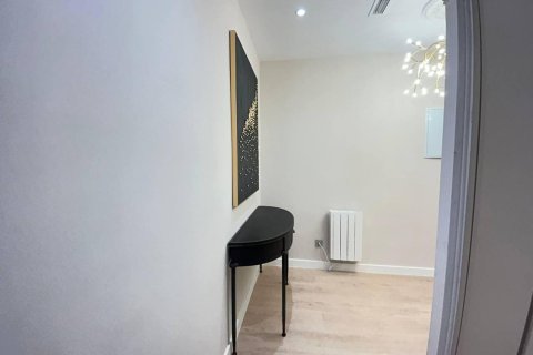 Dzīvoklis pārdošanā Madrid, Spānijā 2 istabas, 113 m2 Nr. 165945 - attēls 30