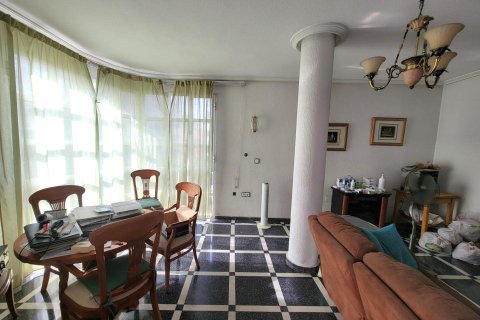 Wohnung zum Verkauf in Torrevieja, Alicante, Spanien 1 Schlafzimmer, 128 m2 Nr. 165946 - Foto 2