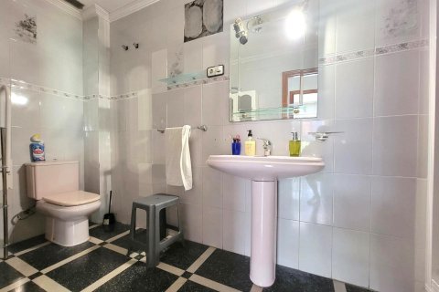 Wohnung zum Verkauf in Torrevieja, Alicante, Spanien 1 Schlafzimmer, 128 m2 Nr. 165946 - Foto 25