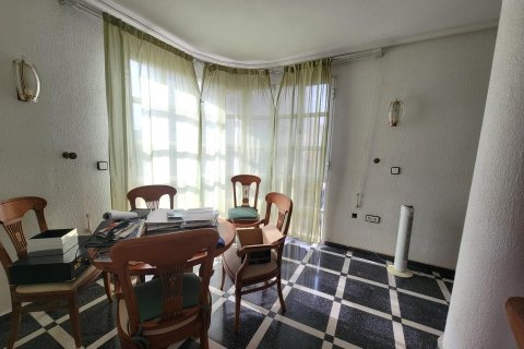 Wohnung zum Verkauf in Torrevieja, Alicante, Spanien 1 Schlafzimmer, 128 m2 Nr. 165946 - Foto 9