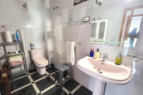 Wohnung zum Verkauf in Torrevieja, Alicante, Spanien 1 Schlafzimmer, 128 m2 Nr. 165946 - Foto 24