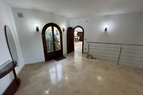 Villa à vendre Altea La Vella, Alicante, Espagne, 4 chambres, 522 m2 No. 116900 - photo 4