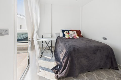 Villa for sale in Los Alcazares, Murcia, Spain 3 bedrooms,  No. 146266 - photo 16